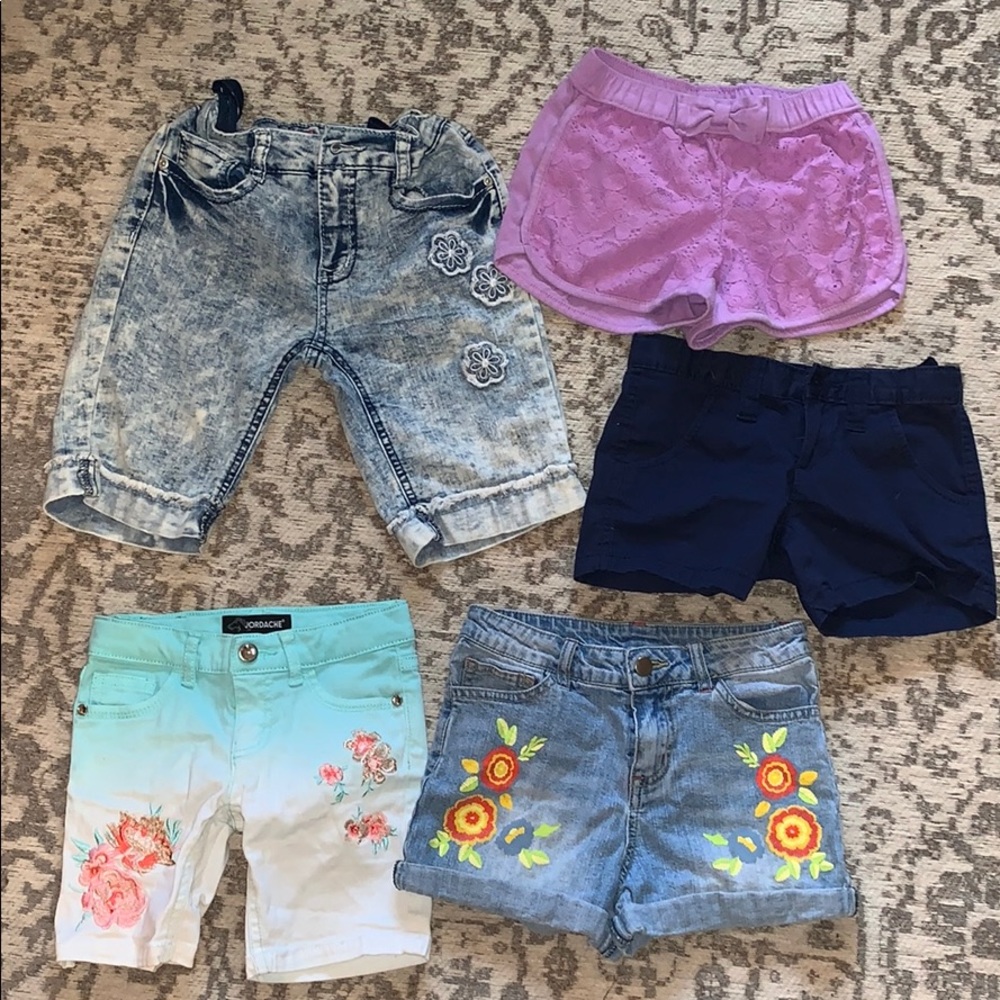 Girls shorts bundle 10$ for 5 pair!!!